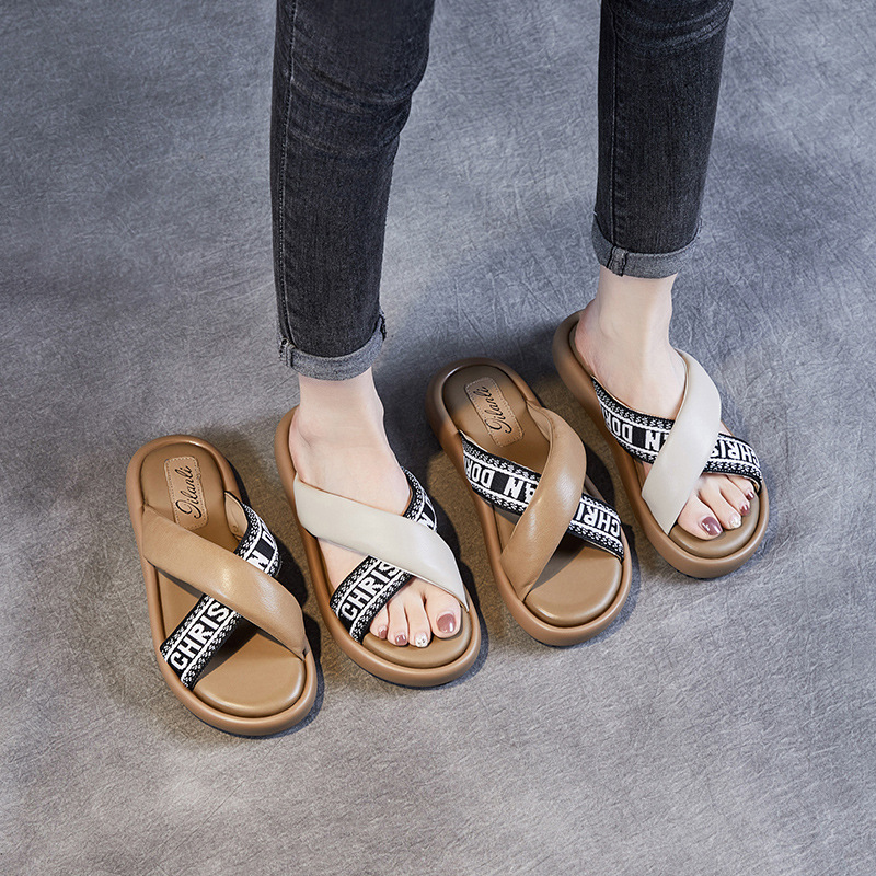 Versatile Flat Beach Casual Slippers for Women