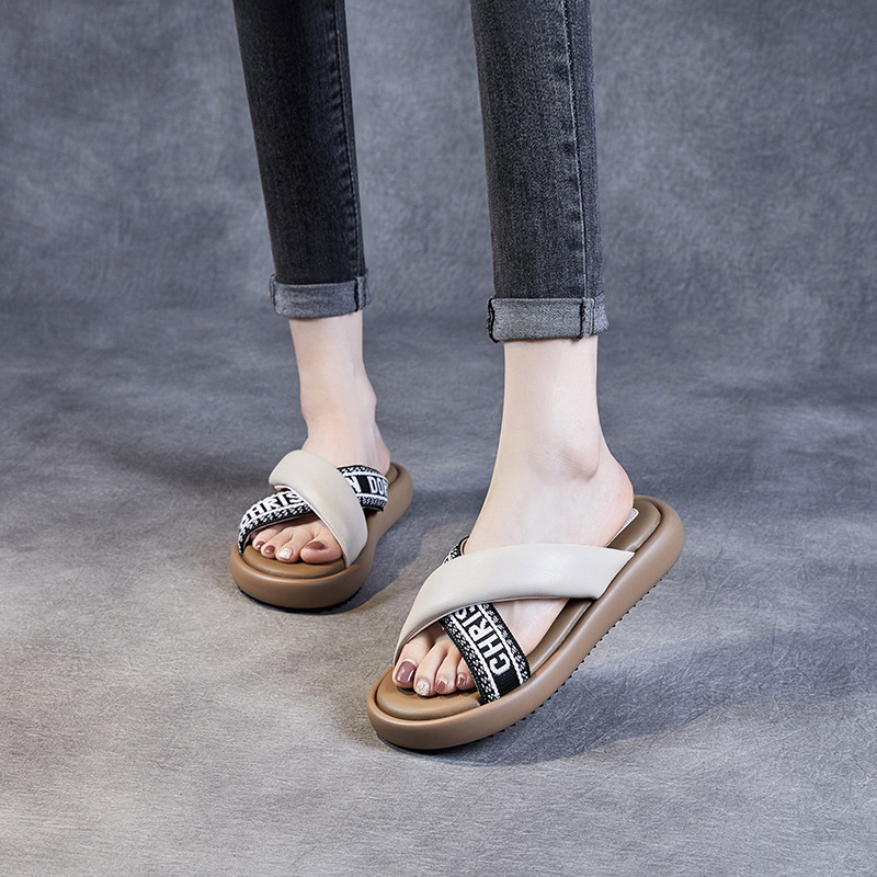 Versatile Flat Beach Casual Slippers for Women