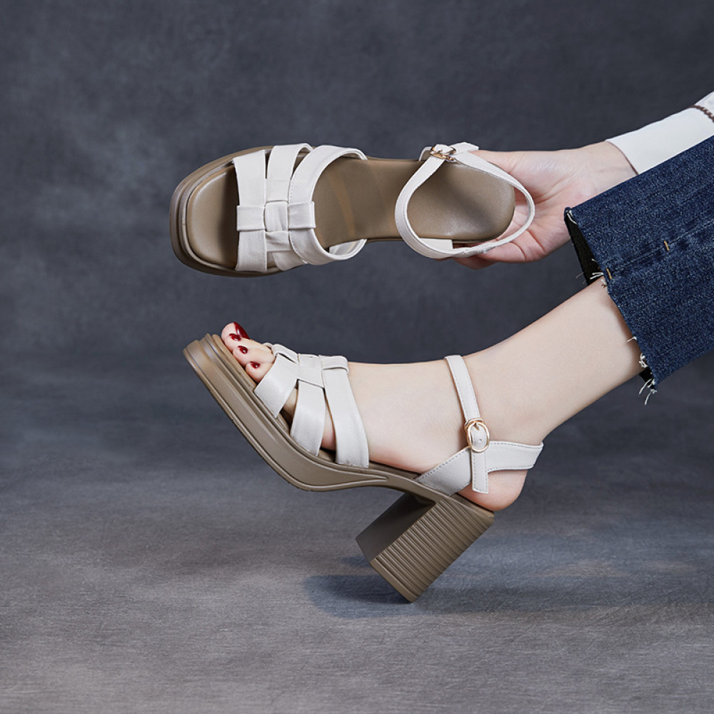 Women's Cowhide Roman Chunky - Heel Sandals
