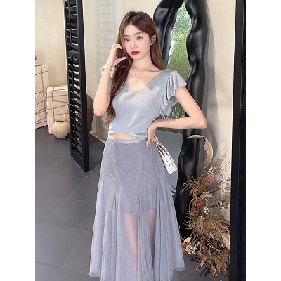Elegant Pleated Semi-Sheer Skirt 02