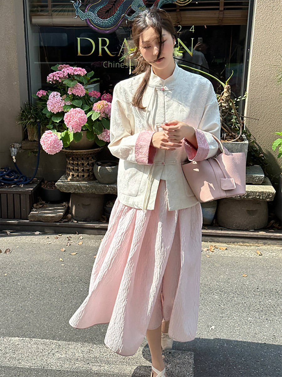 Textured Floral Bouffant Pleated Skirt