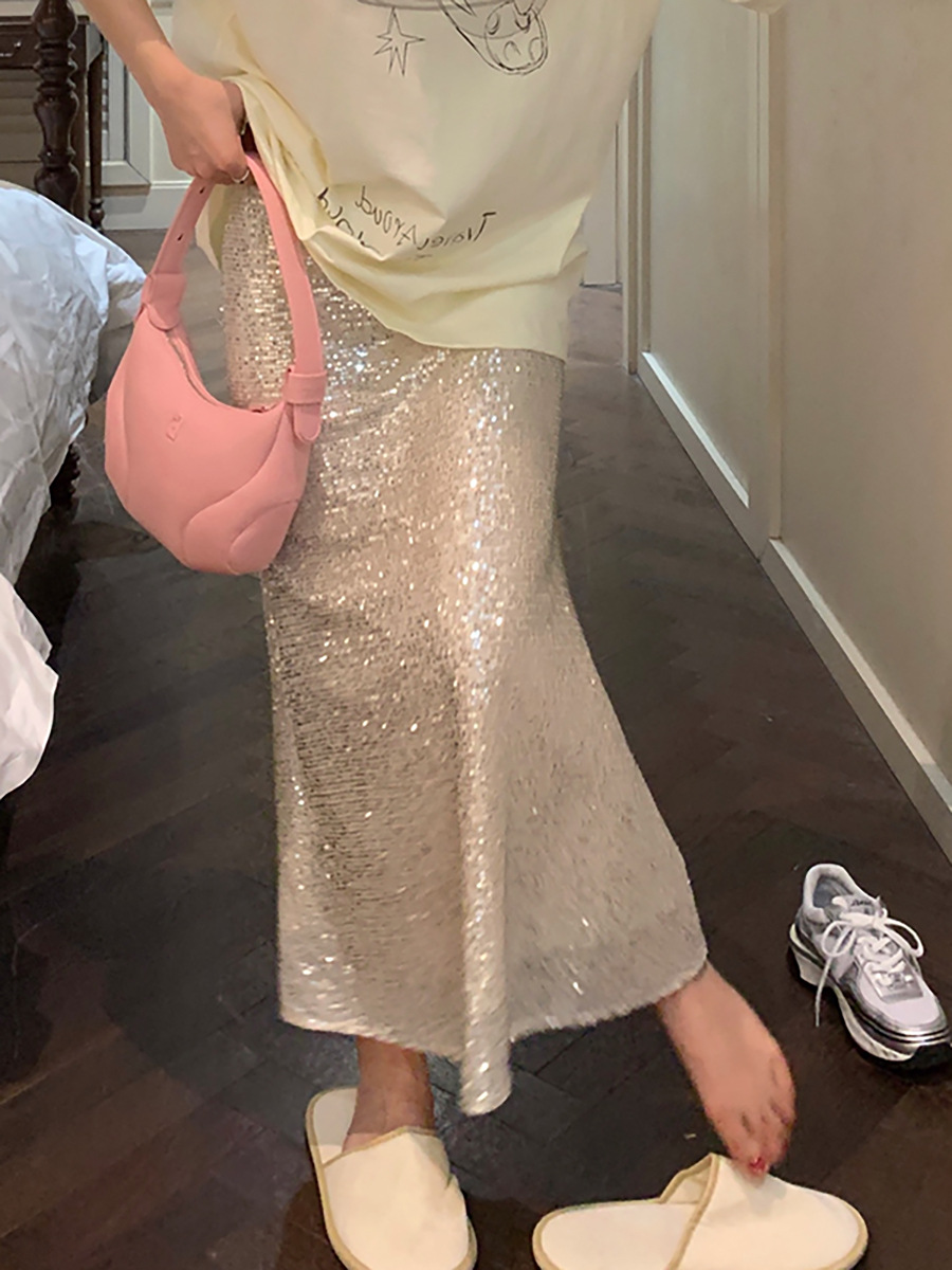 Sparkly Elastic Waistband Fish-Tail Midi Skirt