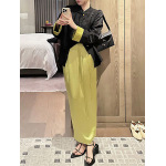 Chiffon-like Soft Pleated Skirt With Slit