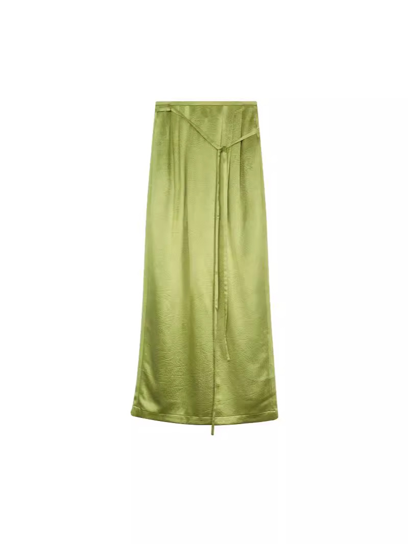 Chiffon-like Soft Pleated Skirt With Slit