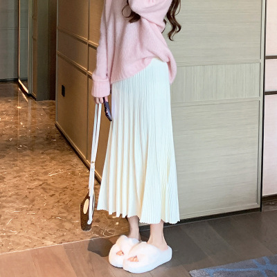High-Waisted Slimming Pleated Knit Skirt 02