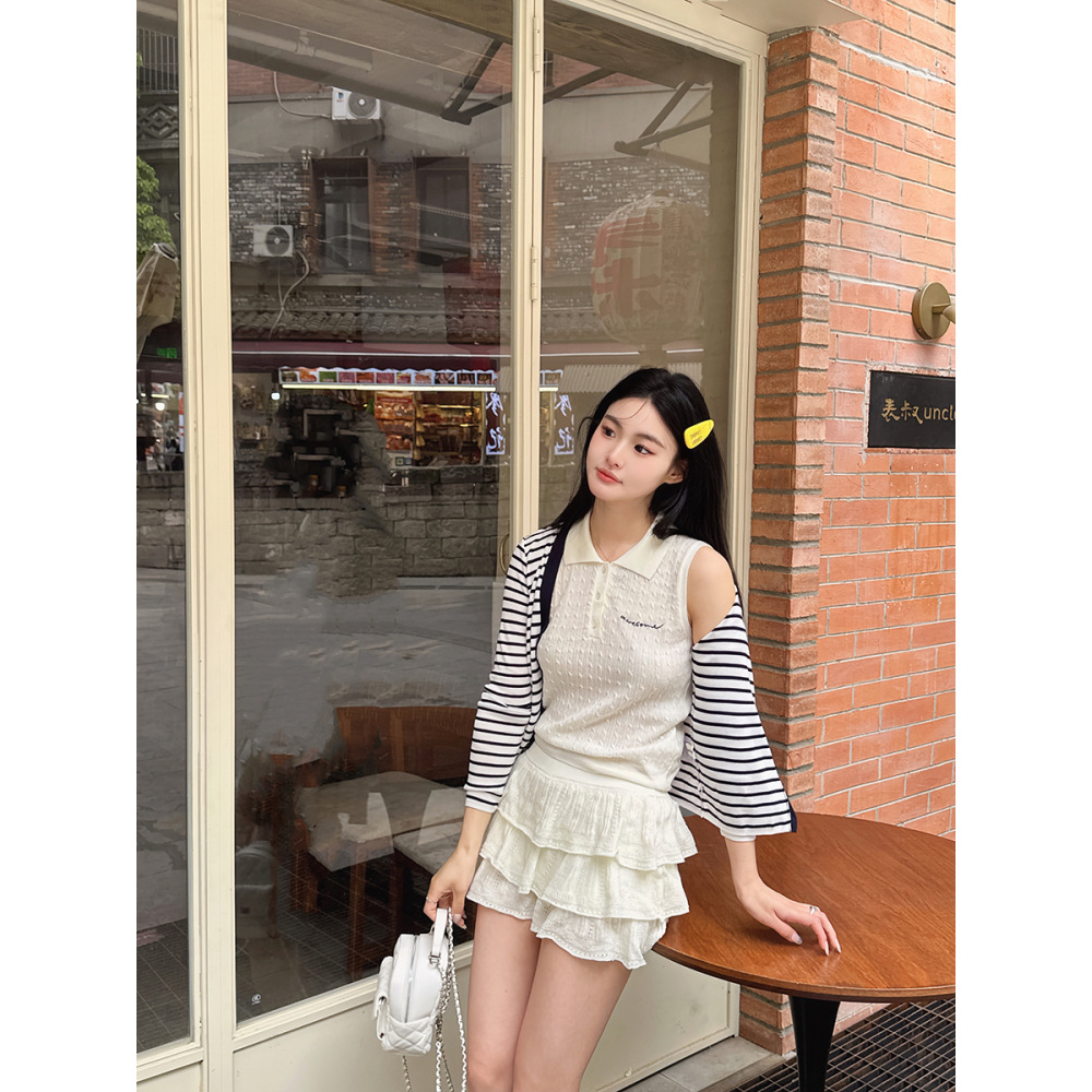 Lace-Trimmed Knit Set: Cropped Top & Skirt