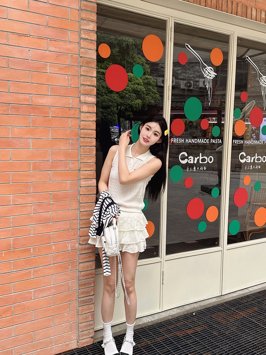 Lace-Trimmed Knit Set: Cropped Top & Skirt