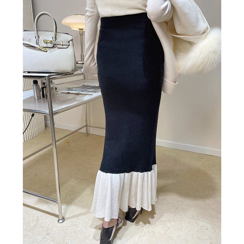 Wool Blend Color-Block Fish Tail Skirt