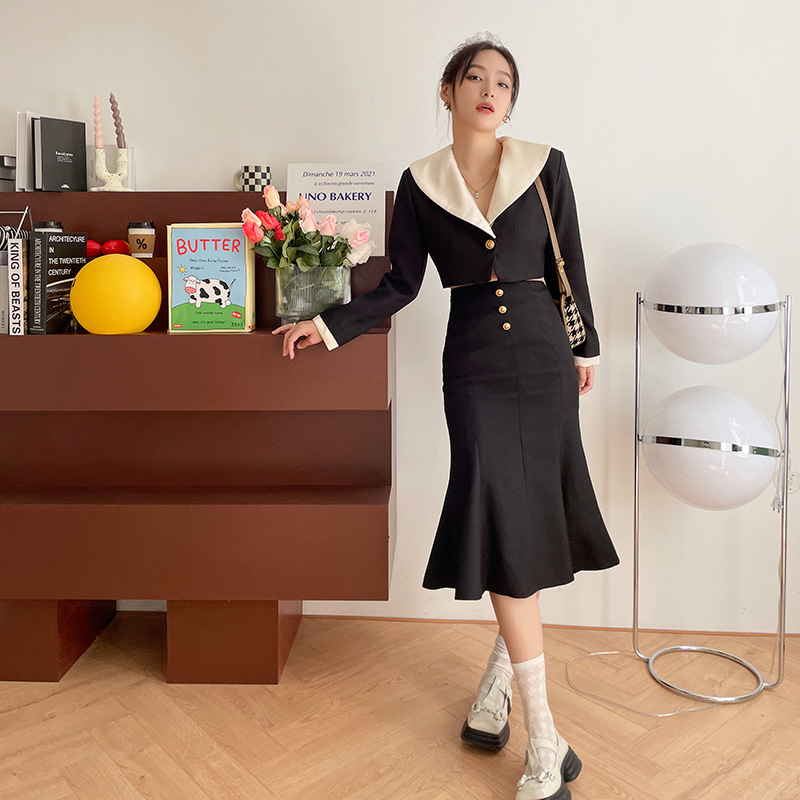 Fitted Blazer With Mermaid Gown Set