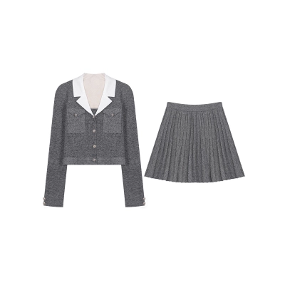 Women's Plaid Blazer & Pleated Skirt Set 01