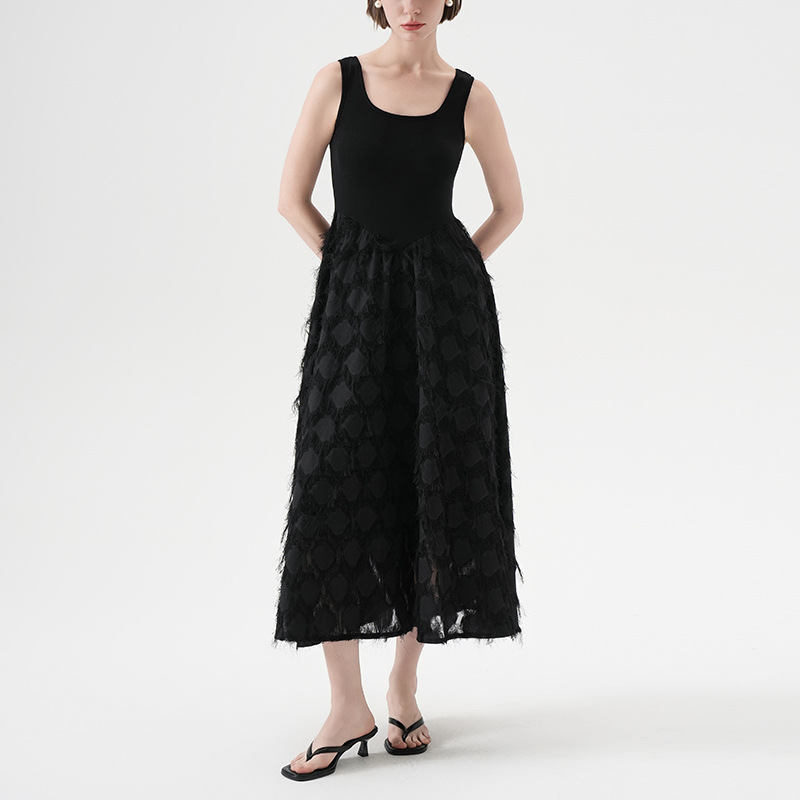 U - neck Chiffon Flowy Sleeveless Dress