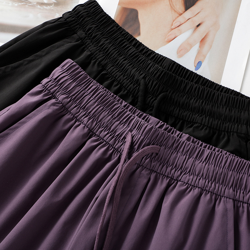 High - Waisted Baggy Cropped Cargo Shorts