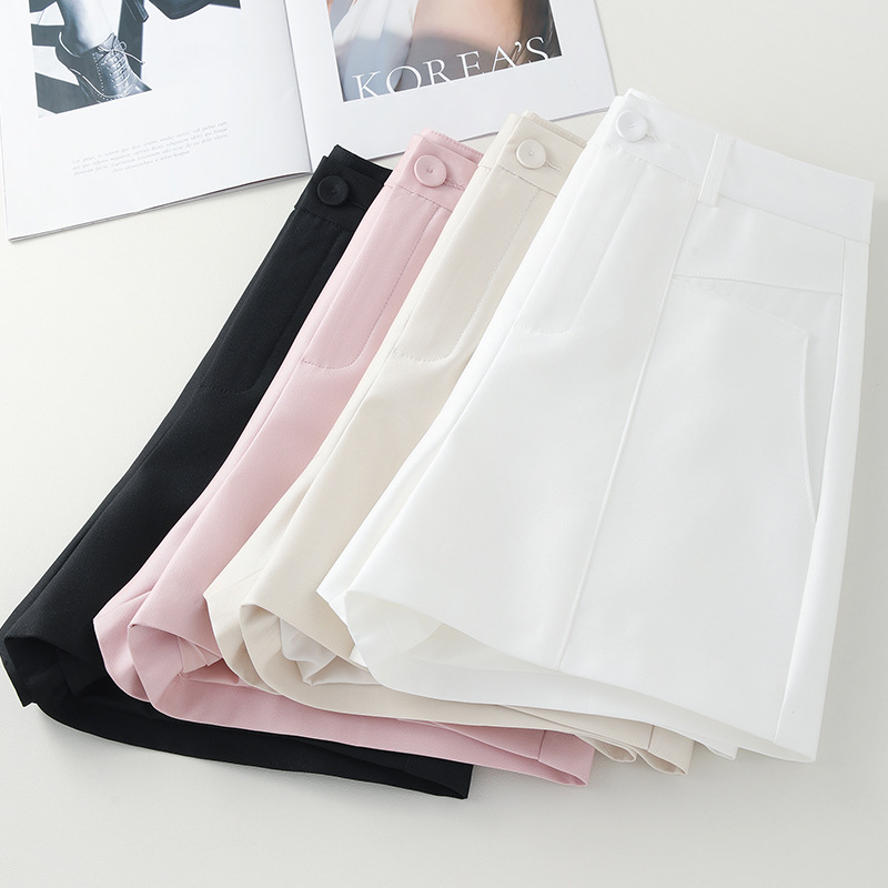 High - Waisted Slimming Loose Crepe Shorts