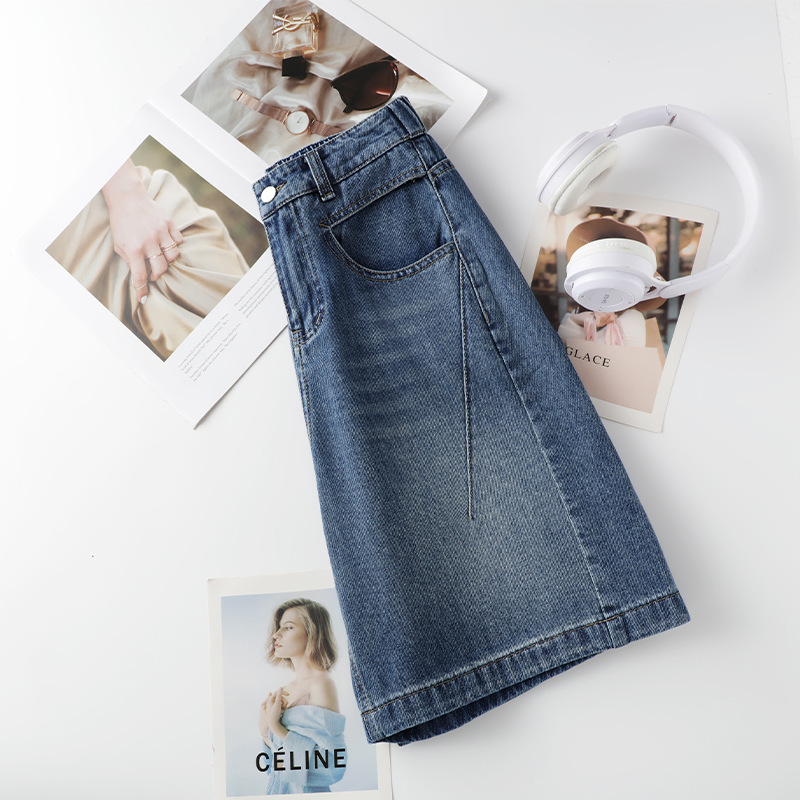 High-Waist Loose Blue Denim Shorts