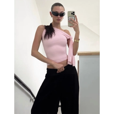 Sexy Off-Shoulder Tie-Up Cropped Top 02