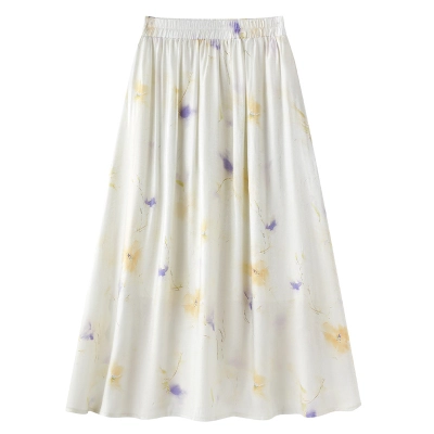 Pleated Floral Midi Skirt with Flowing Drape 01