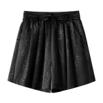 Four - Quarter Casual Shorts 