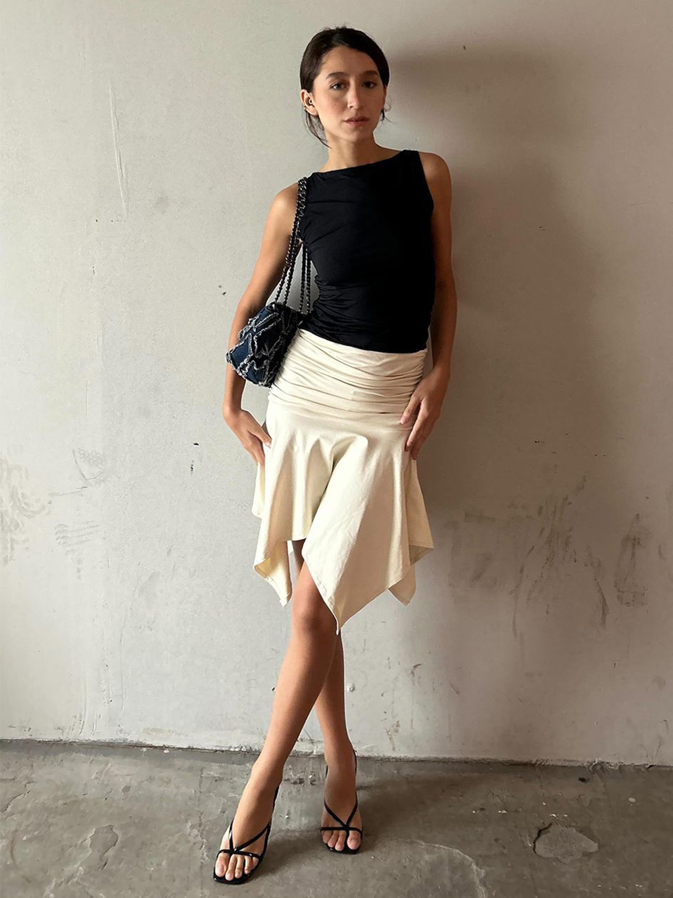 Sexy Crop Top with Exposed Midriff 