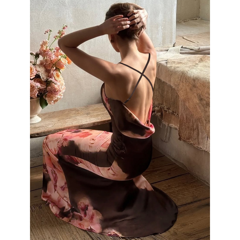 Printed Pleated Sexy Backless Tie - up Dress 