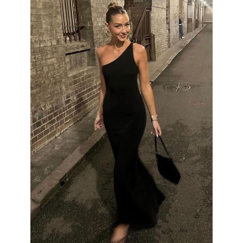 One - Shoulder Backless Hot - Girl Style Dress