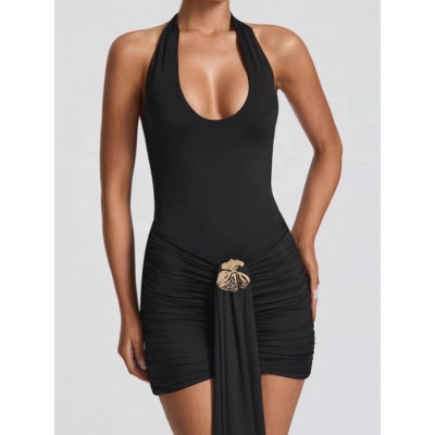 Slimming Backless Pleated Hip - hugging Dress 02