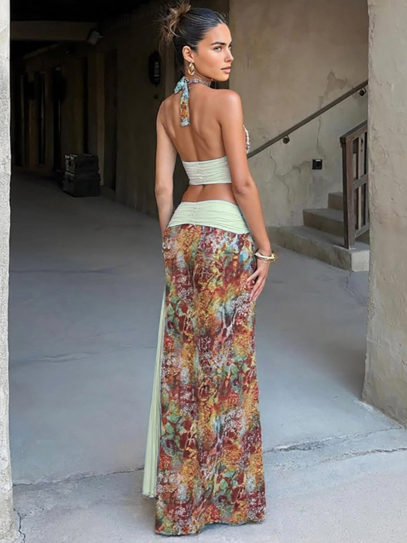 Sexy Halter Print Crop Top & Color-Block Bodycon Skirt Set 
