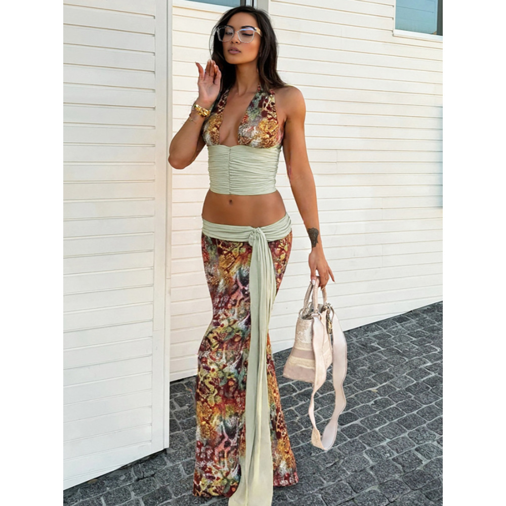 Sexy Halter Print Crop Top & Color-Block Bodycon Skirt Set 