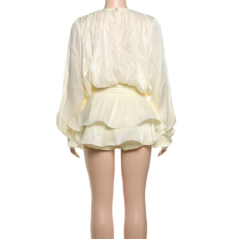 2025 New High-Quality Round Neck Tie-Waist Long Sleeve Top & Solid Color Fitted Shorts Set