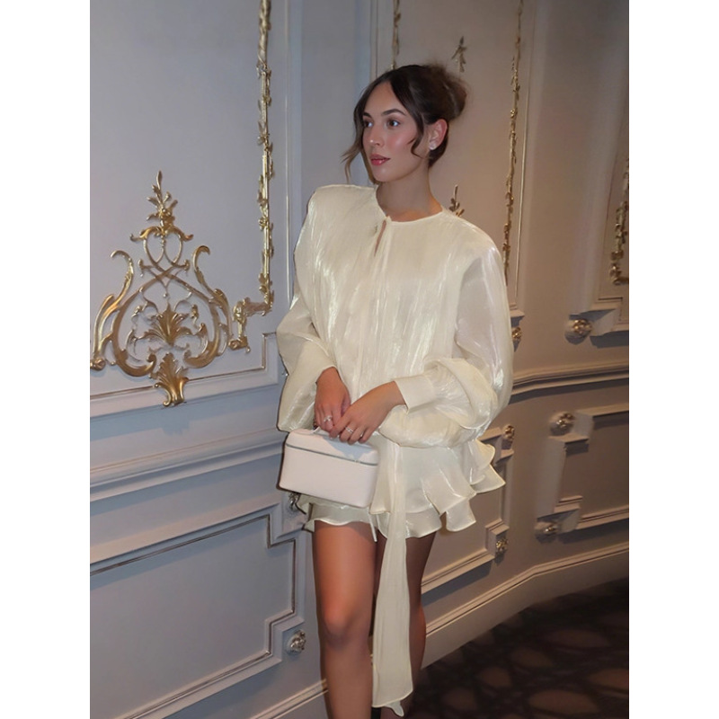 2025 New High-Quality Round Neck Tie-Waist Long Sleeve Top & Solid Color Fitted Shorts Set
