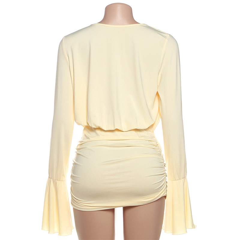 Elegant & Sexy V-Neck High-Waist Bodycon Dress with Ruched Detail and Flared Sleeves