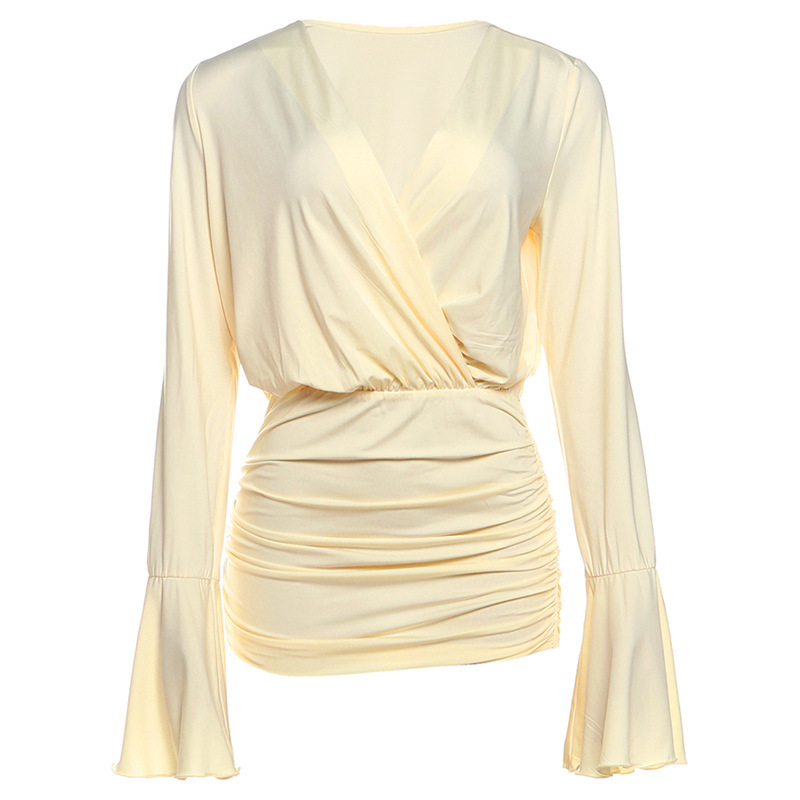 Elegant & Sexy V-Neck High-Waist Bodycon Dress with Ruched Detail and Flared Sleeves