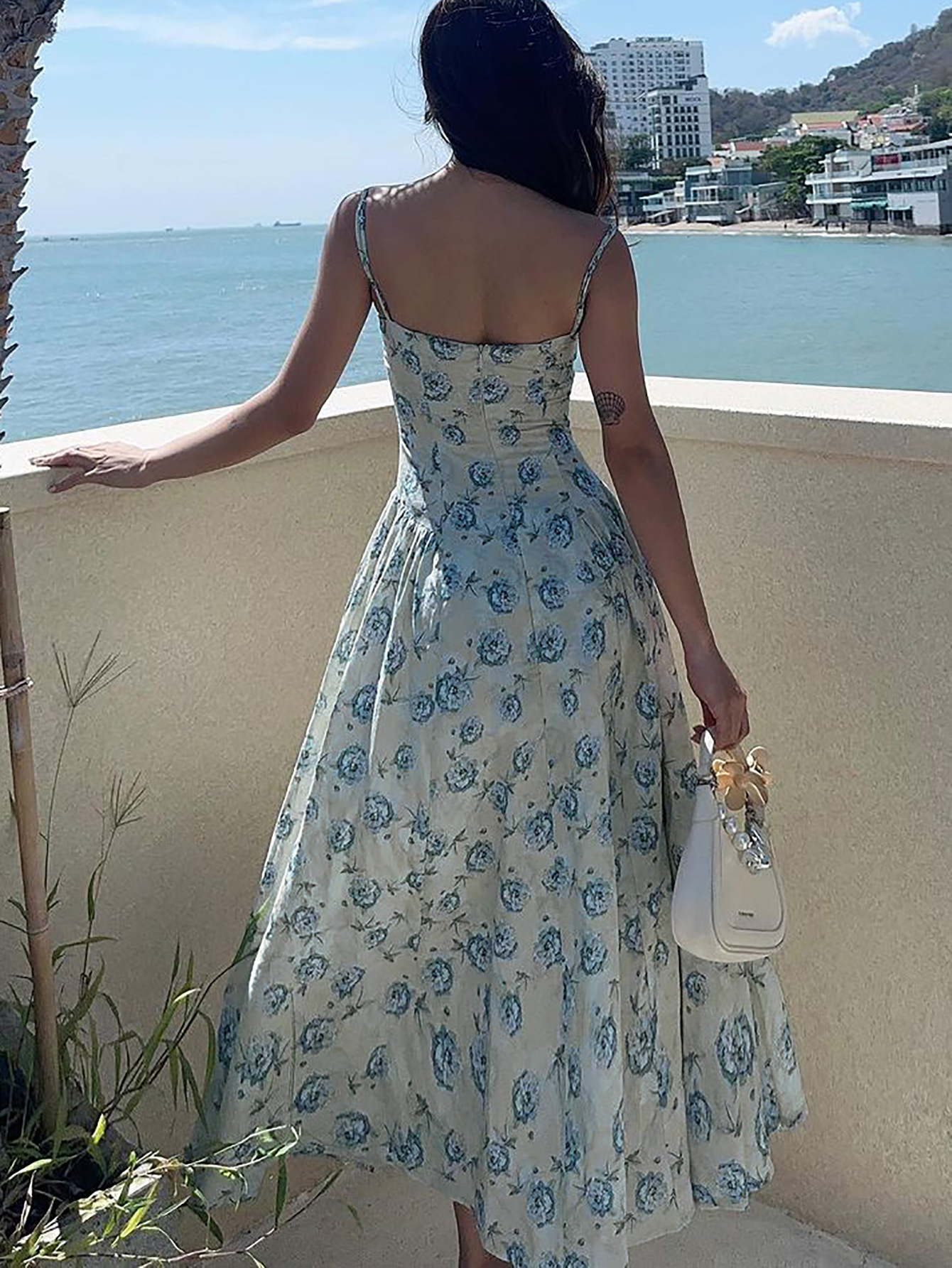 Sweet Wrap Bodice Floral Spaghetti Strap Bodycon Mini Dress