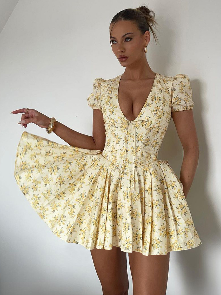 Sexy Deep V-Neck Waist-Cinching Short Sleeve Pleated Floral Midi Dress