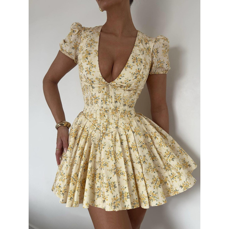 Sexy Deep V-Neck Waist-Cinching Short Sleeve Pleated Floral Midi Dress