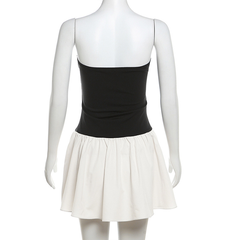 Fashionable Sweetheart Neck Contrast Color Panel Pleated Bodycon Midi Dress