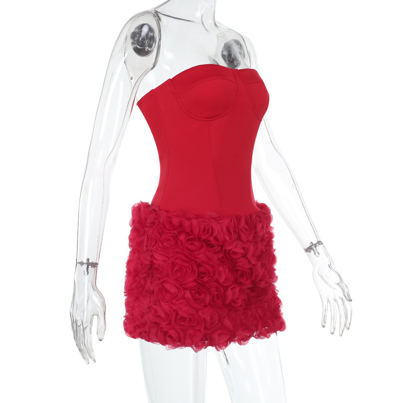 Elegant Strapless Evening Gown with 3D Floral Appliqués & Textured Fabric