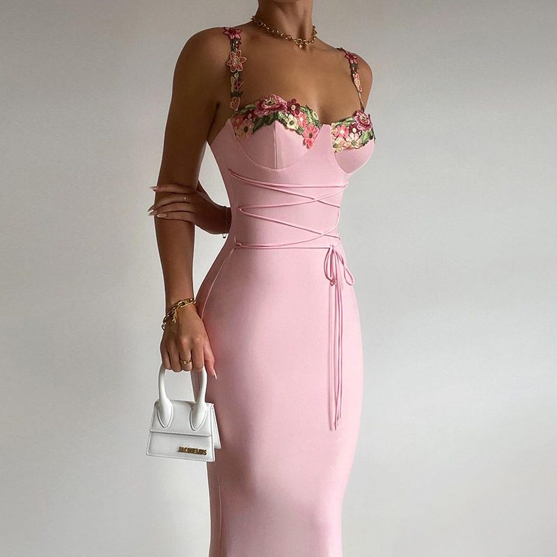 Summer New Sexy Bodycon Maxi Dress with Built-in Cups & Appliqué
