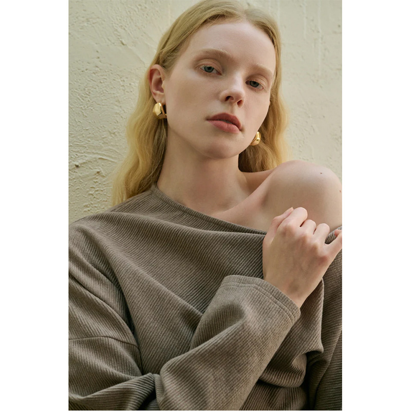 Off-Shoulder Knit Long Sleeve Top 