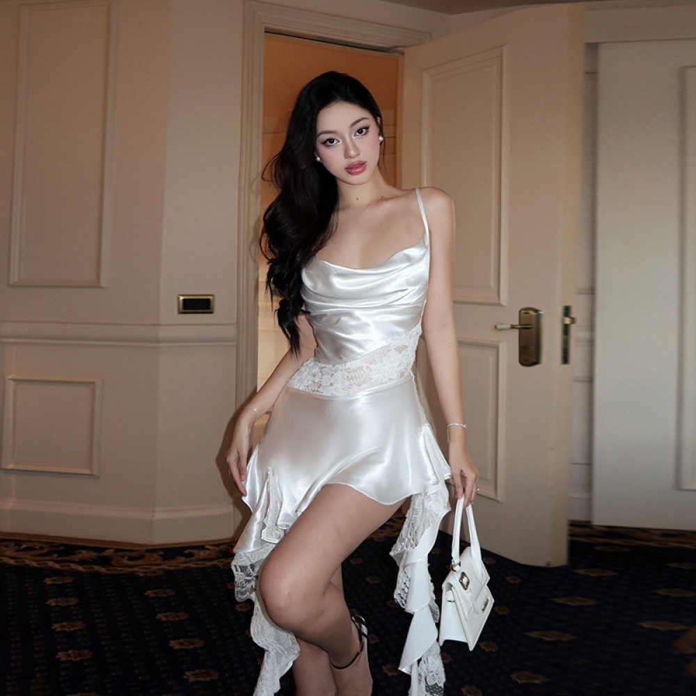  Elegant Bodycon Gown with Draped Neckline Asymmetrical Ruffled Halter Dress 