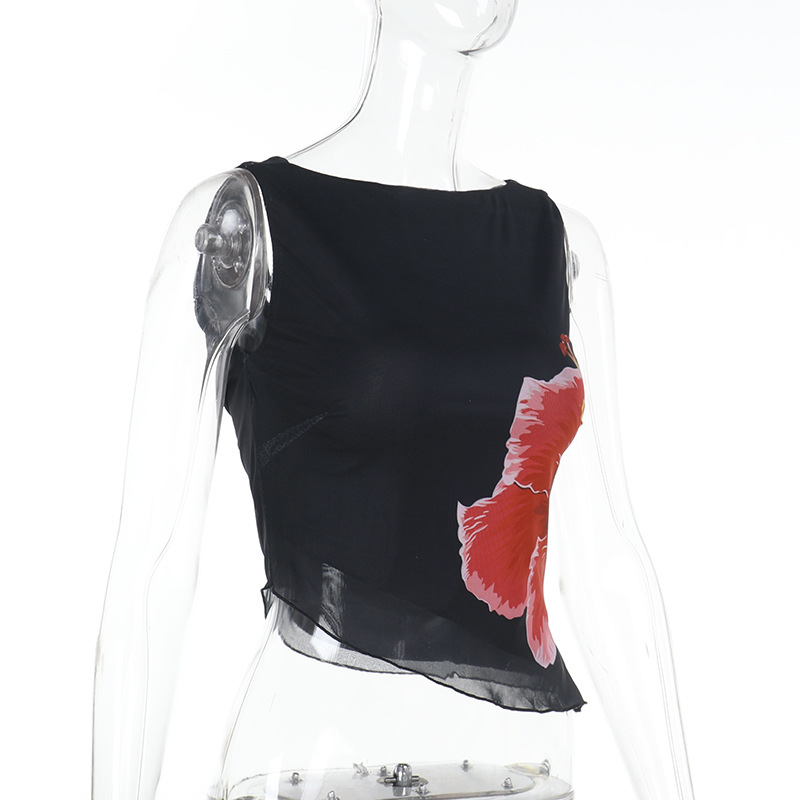 Sexy Print Scoop Neck Sleeveless Crop Tee 