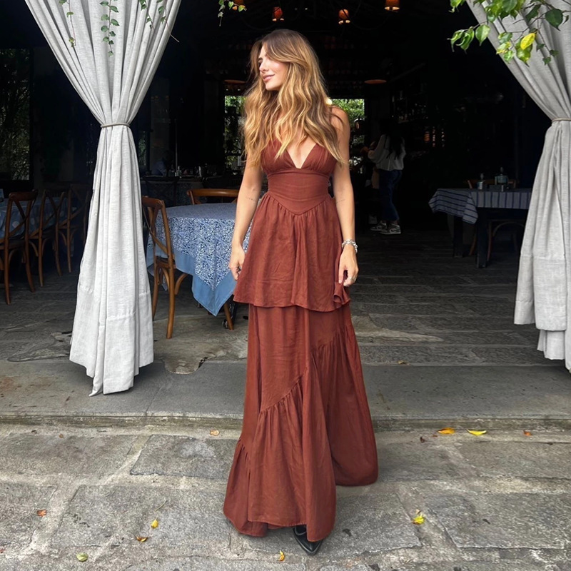 Waist-Cinching Flowy Gown  Elegant Halter Maxi Dress with V-Neck & Tiered Skirt,