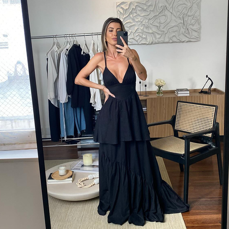 Waist-Cinching Flowy Gown  Elegant Halter Maxi Dress with V-Neck & Tiered Skirt,