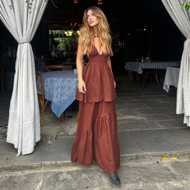 Waist-Cinching Flowy Gown  Elegant Halter Maxi Dress with V-Neck & Tiered Skirt,