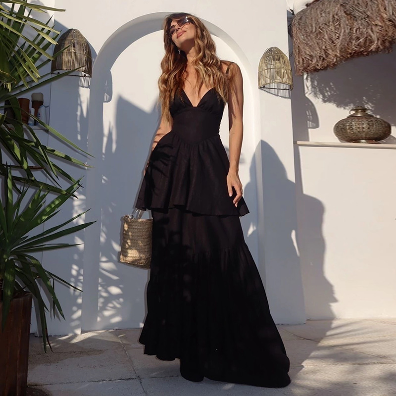 Waist-Cinching Flowy Gown  Elegant Halter Maxi Dress with V-Neck & Tiered Skirt,