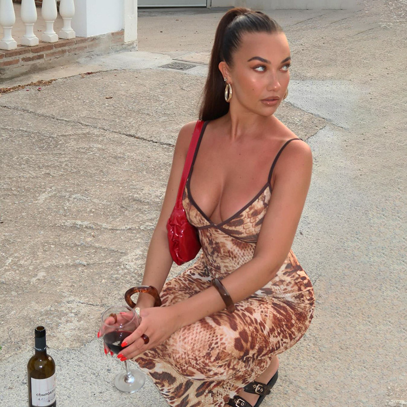 Spaghetti Strap Floral Print Maxi Dress with Stretch Fabric 