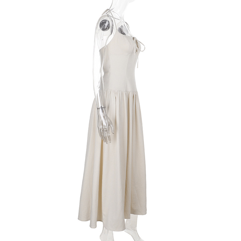 2025 Summer New Women's French Style Waist-Cinching Cutout Halter Neck Midi Dress