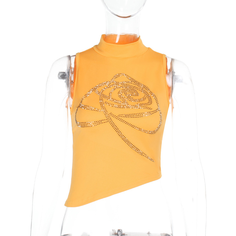 Streetwear Ribbed Crop Top with Rhinestone Rose