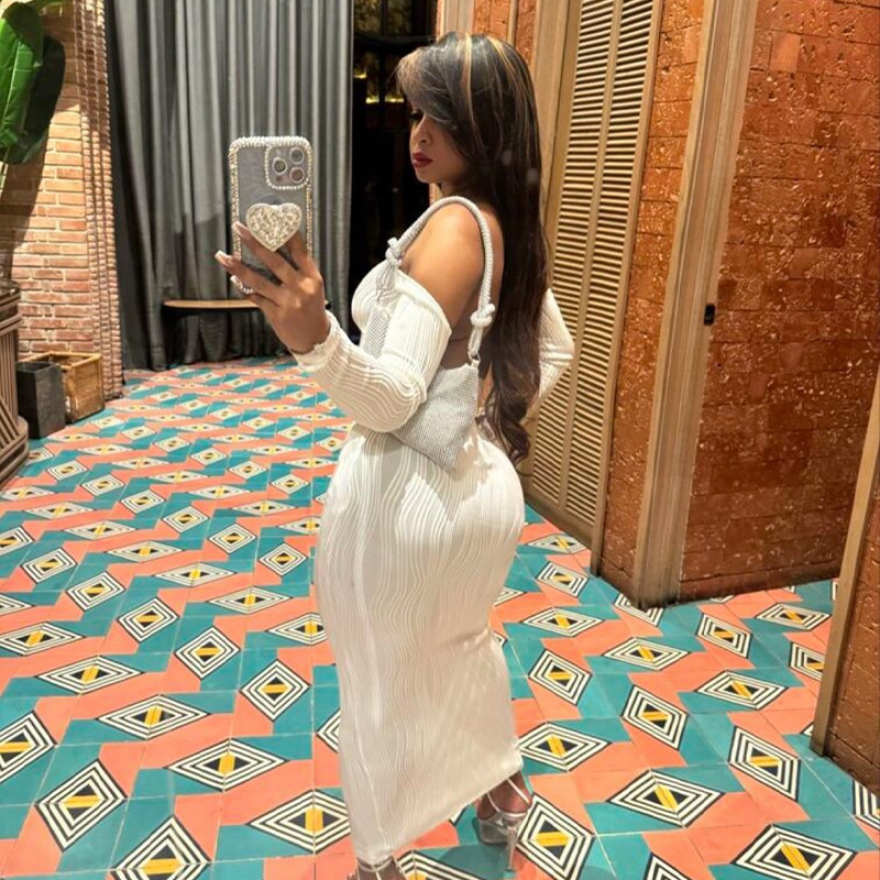 Solid Color Off-the-Shoulder Long Sleeve Bodycon Dress with Open Back