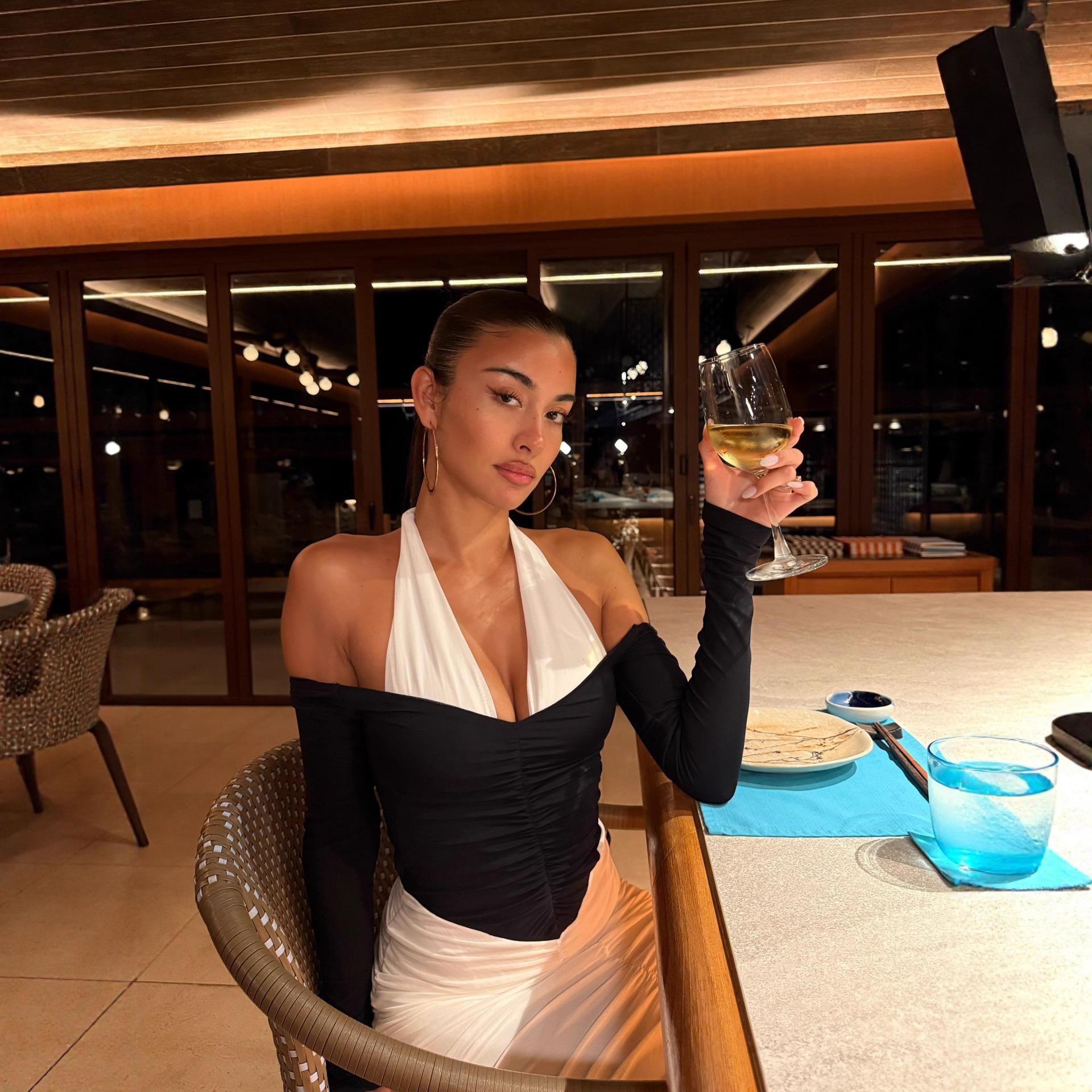 Color-Block Halter Neck Long Sleeve Maxi Dress with Sheer Mesh Panel & Open Back 