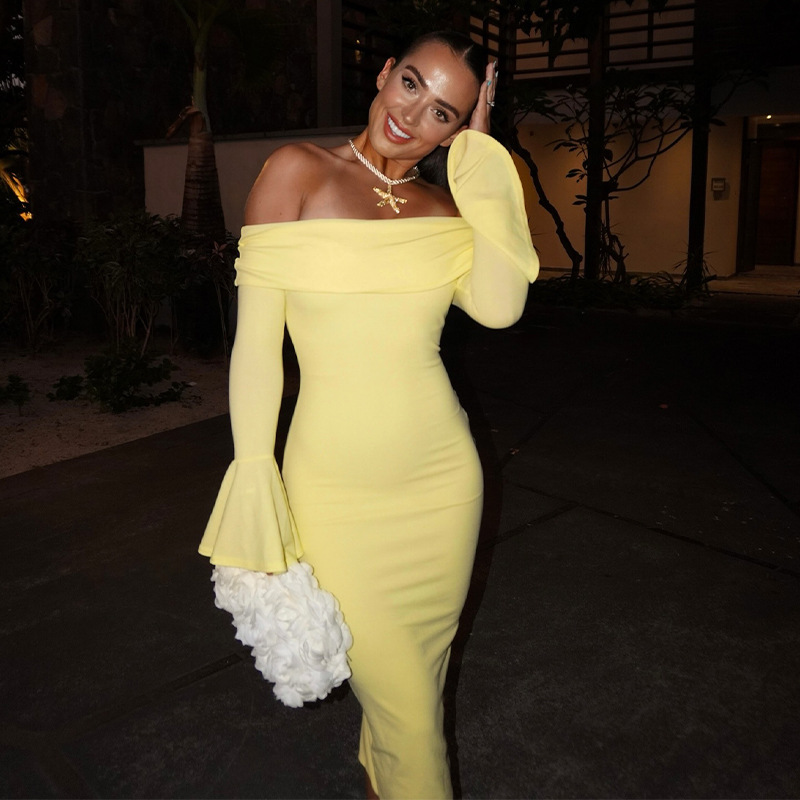 Solid Color Off-the-Shoulder Long Sleeve Maxi Dress